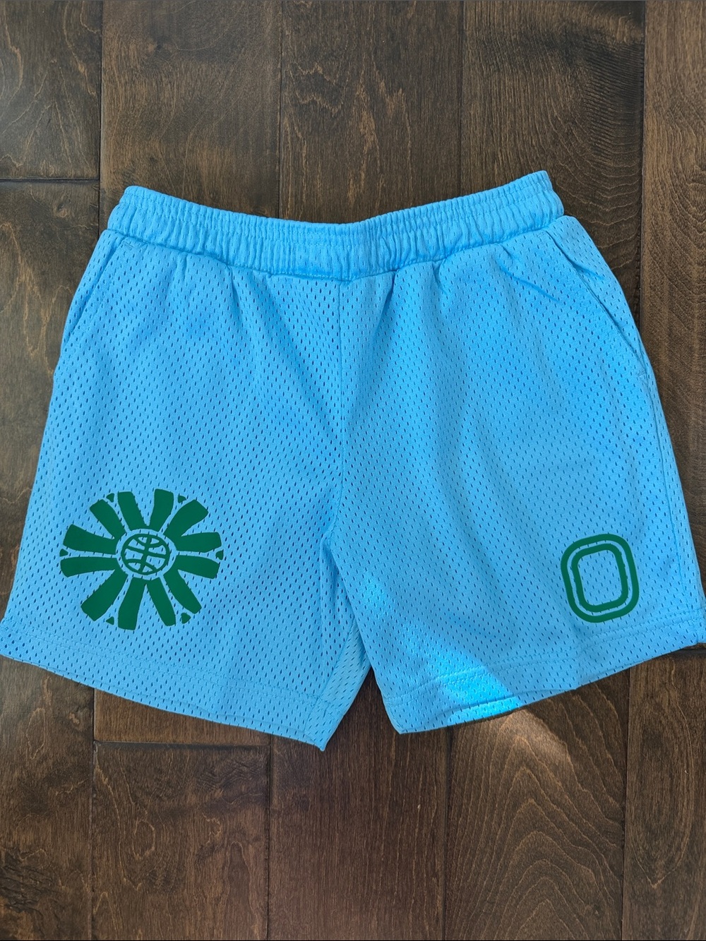 Overtime Basketball shorts - Size youth large